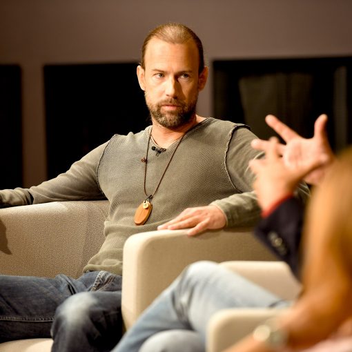 Schamane, Heiler und Mensch Gerhard Zirkel in der Talkrunde